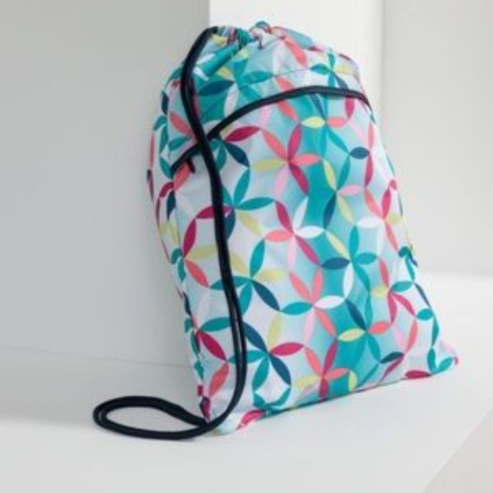 Thirty-One Cinch Sac - Kaleidoscope Dreams